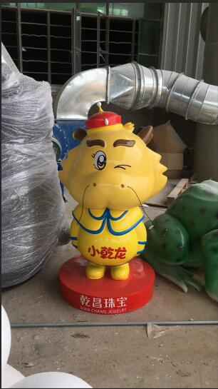 乾昌珠宝门店吉祥物雕塑